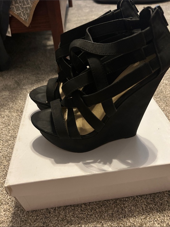 Steve Madden Shoes - Steve Madden Black Strappy Wedge Sandals - Women's Fashion Heel
